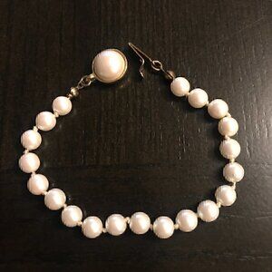 NWT Fashion Pearl Bracelet